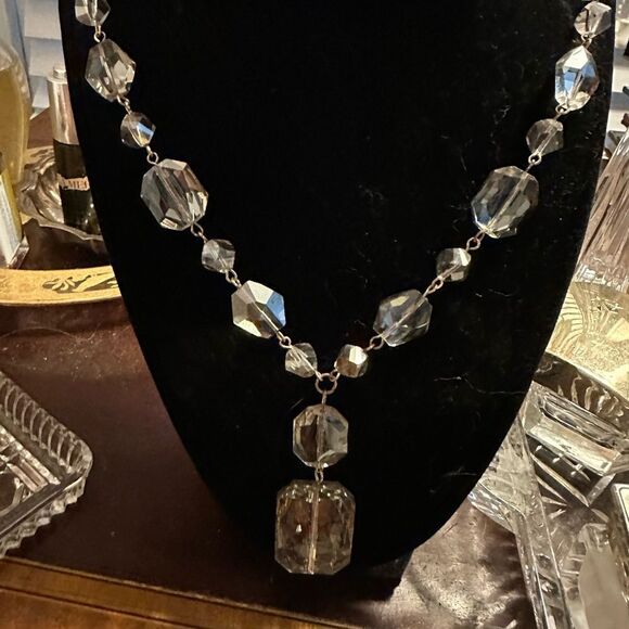 Saks Fifth Avenue Vintage Iridescent Smoky Taupe / Tan Crystal Necklace Goldtone - Picture 2 of 11